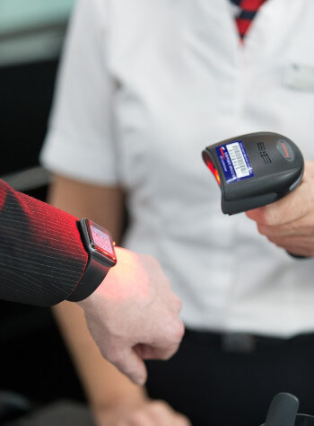 British Airways speeds up boarding with Apple Watch