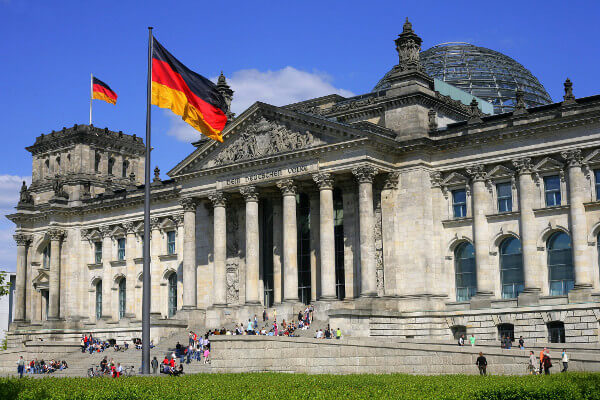 Germany wants partners to accelerate Industrie 4.0 adoption