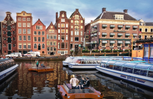 Driverless boats to launch on Amsterdam's canals