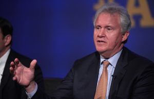 GE boss Immelt takes stand against Trump climate change moves