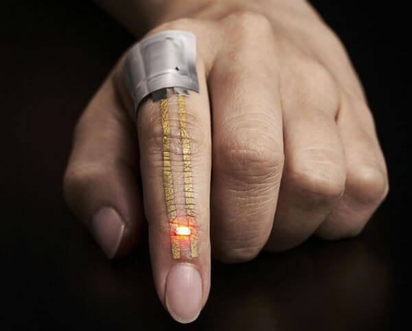 New spray-on nanomesh wearables could bolster health monitoring