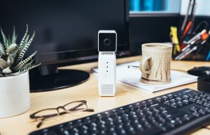 Amazon unveils DeepLens camera for developers