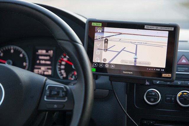 TomTom reveals AutoStream for autonomous driving