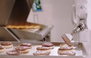 flippy burger kitchen robot takes a break from chef duties - fast food meets automation